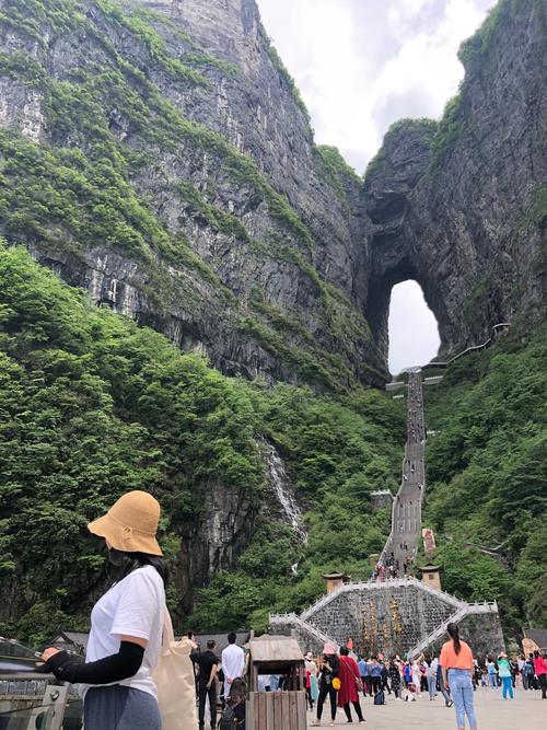 湖南张家界天气预报?湖南张家界天气预报一周7天凤凰古城一周天气查询?-第2张图片-巾百福 湖南张家界天气预报?湖南张家界天气预报一周7天凤凰古城一周天气查询?-第2张图片-巾百福